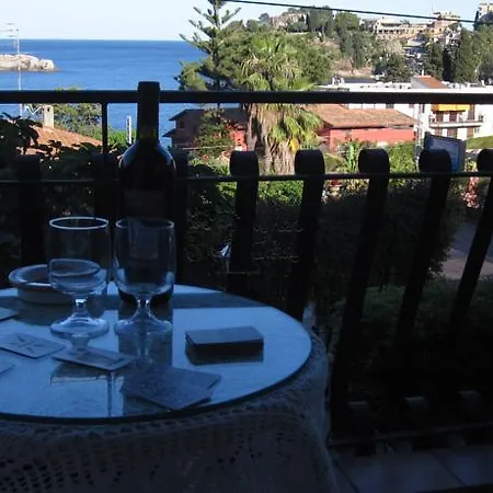 Schiticchiu Bed and breakfast
